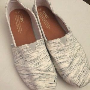 Toms - size 8 W
